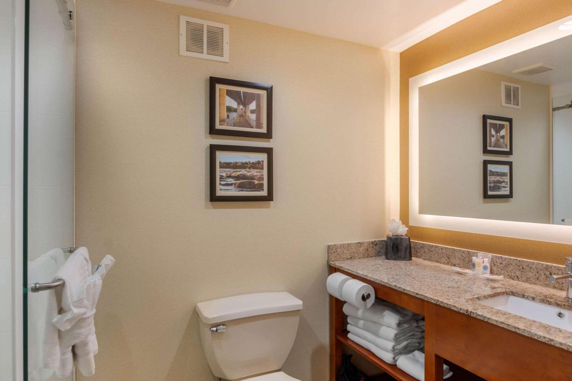 Comfort Suites Southpark Colonial Heights Exteriör bild